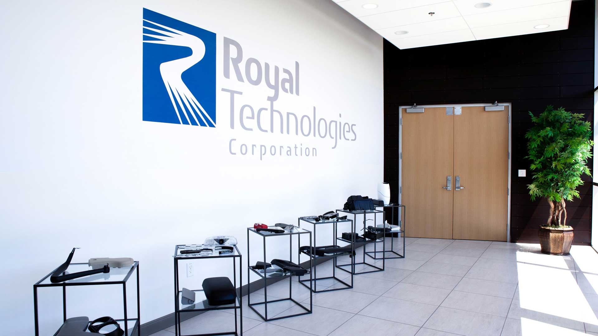 Cullman Royal Technology Wall