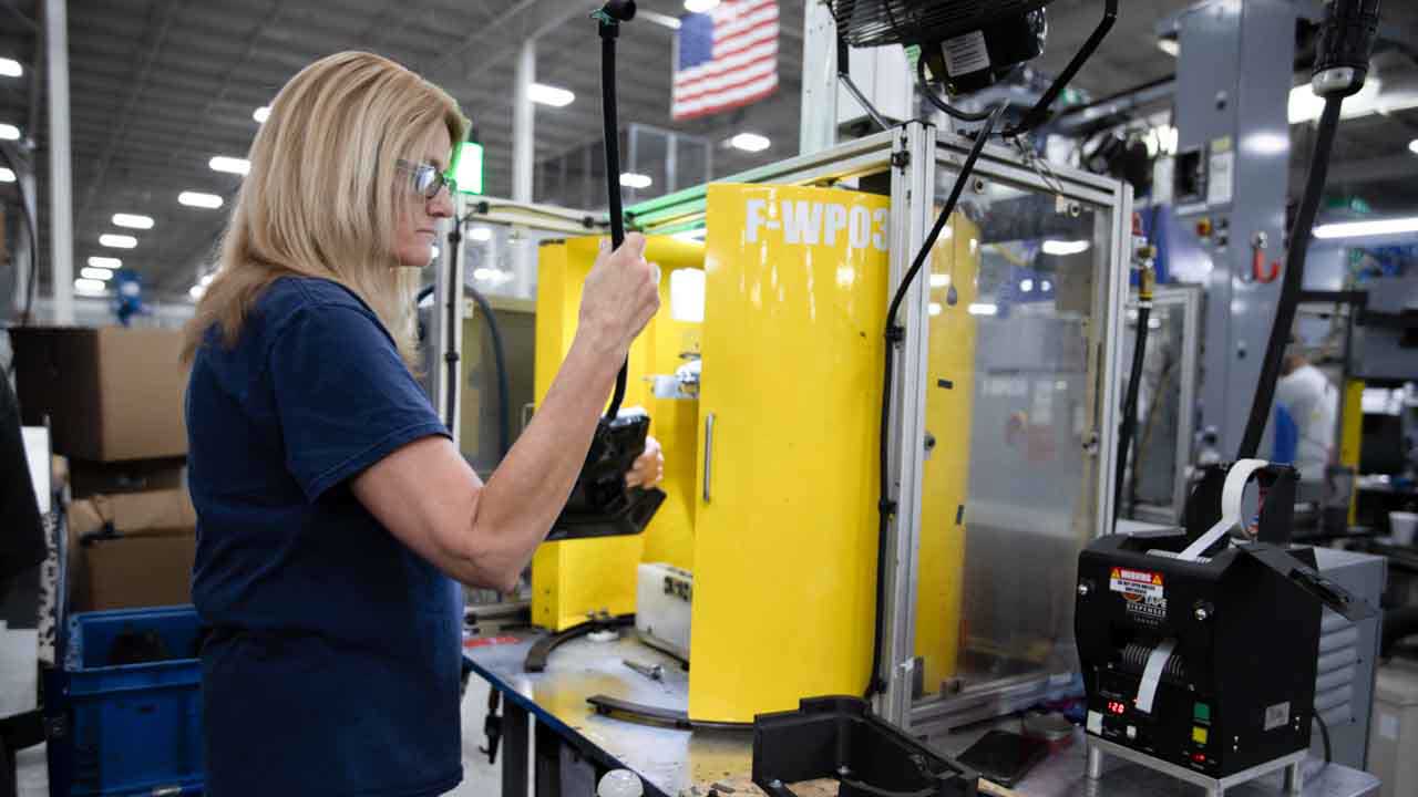 Assembly Station Female Employee1